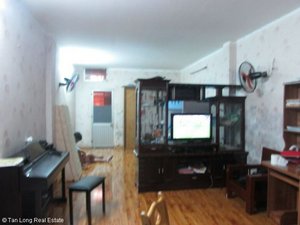 50m² House in Dong Da, Vietnam No. 350